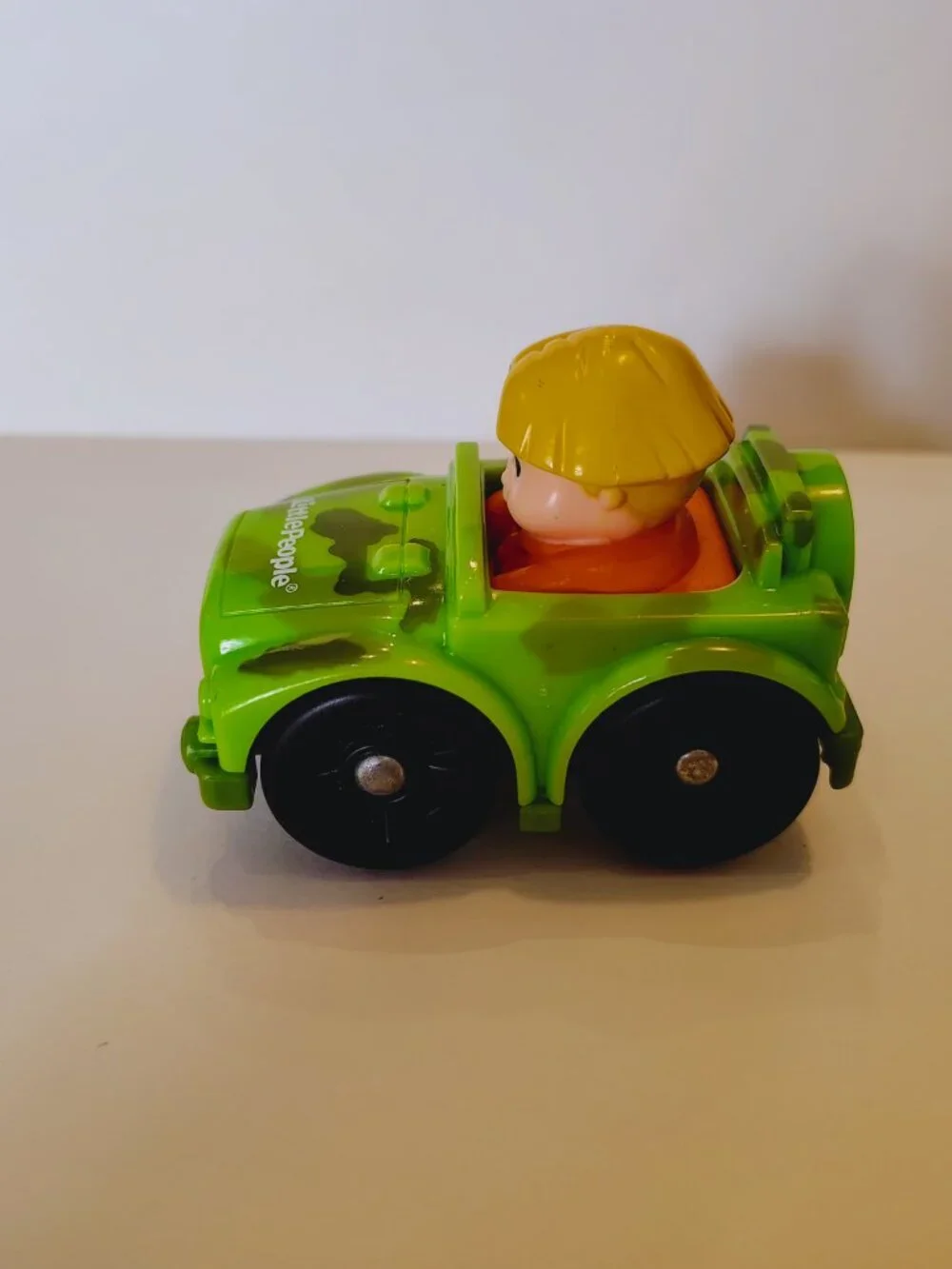 Fisher Price Little People Wheelies Maggie On Trike Eddie Camo Jeep Lot Of 2
